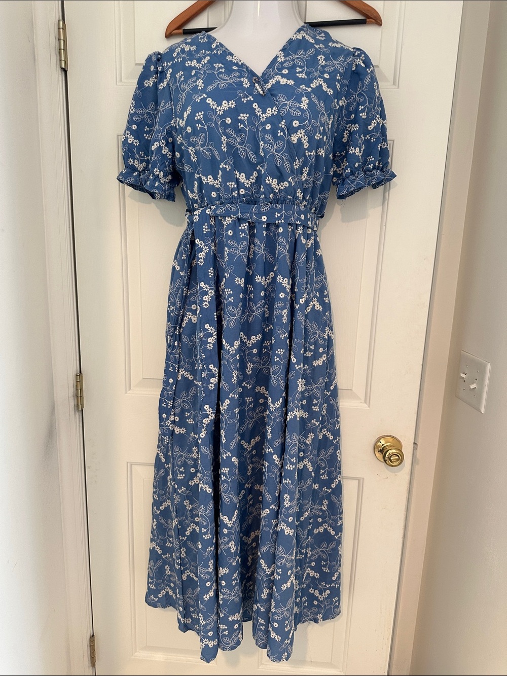 Blue Floral V-Neck Maxi Dress